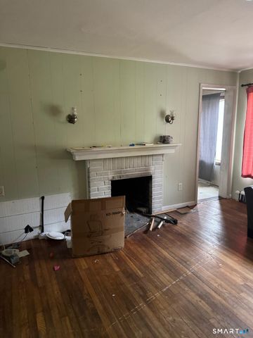 368 Webb Circle, Monroe, CT 06468