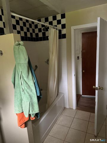 368 Webb Circle, Monroe, CT 06468