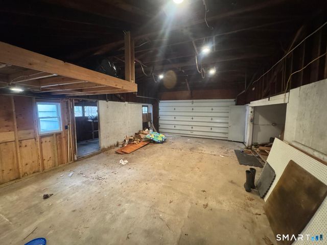 368 Webb Circle, Monroe, CT 06468