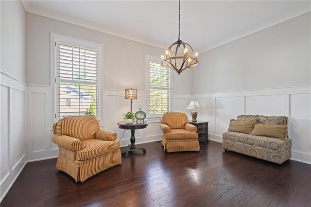 1025 Crossvine Road, Roswell, GA 30075