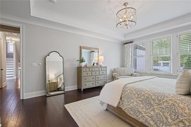 1025 Crossvine Road, Roswell, GA 30075