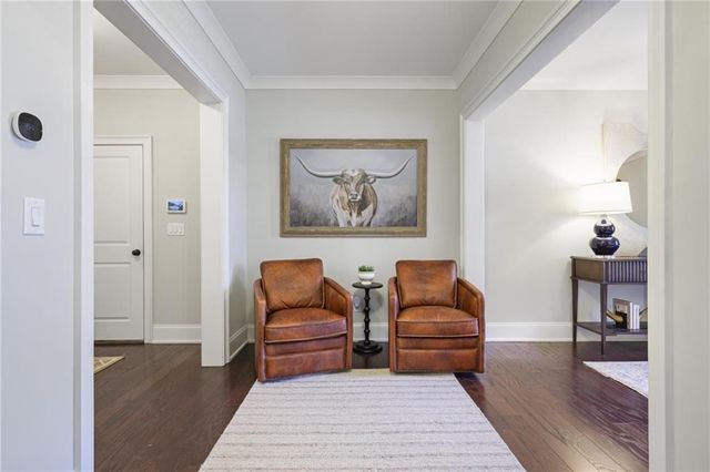 1025 Crossvine Road, Roswell, GA 30075