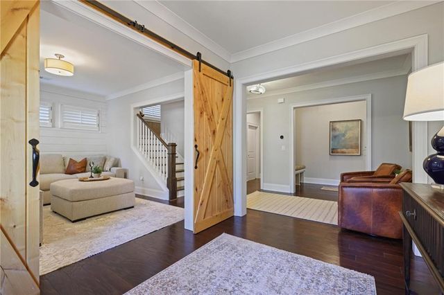 1025 Crossvine Road, Roswell, GA 30075