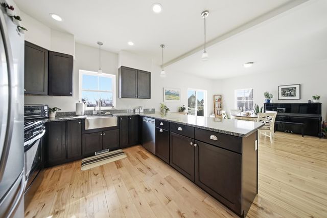 35 Fall Street, South Burlington, VT 05403