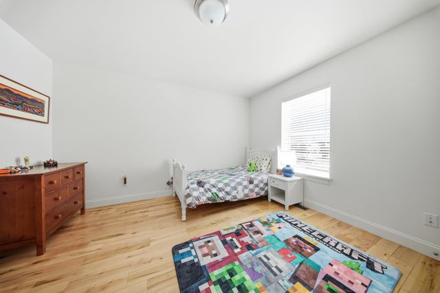 35 Fall Street, South Burlington, VT 05403