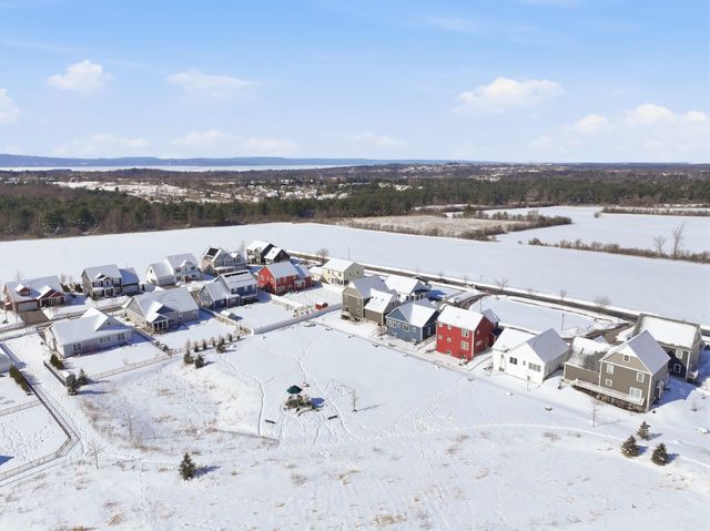 35 Fall Street, South Burlington, VT 05403