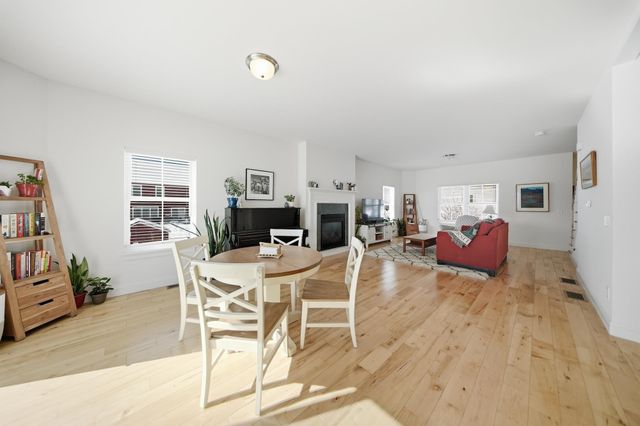 35 Fall Street, South Burlington, VT 05403