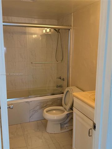 1400 NE 191st St 112, Miami, FL 33179