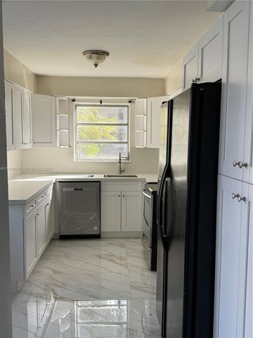 1400 NE 191st St 112, Miami, FL 33179