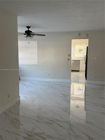 1400 NE 191st St 112, Miami, FL 33179