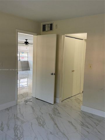 1400 NE 191st St 112, Miami, FL 33179