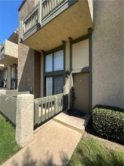 1927 Huntington H, Duarte, CA 91010