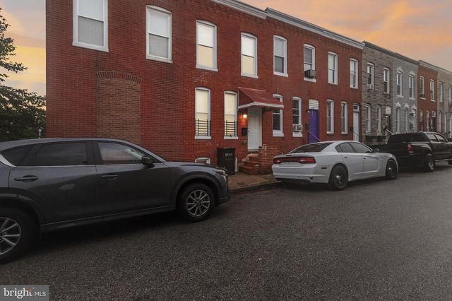 2702 MILES AVE, Baltimore, MD 21211