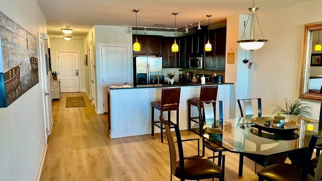 98 Island DR 33, Horseshoe Bay, TX 78657