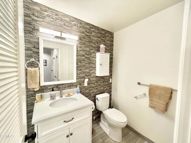 703 Reef Circle, Port Hueneme, CA 93041