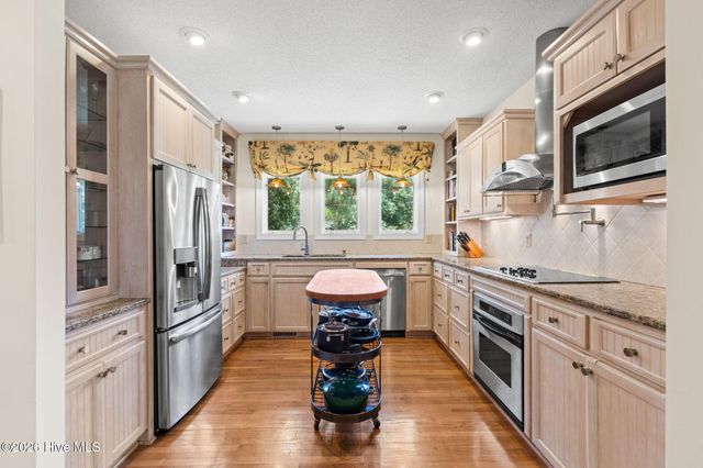 70 Marina Drive SW, Supply, NC 28462