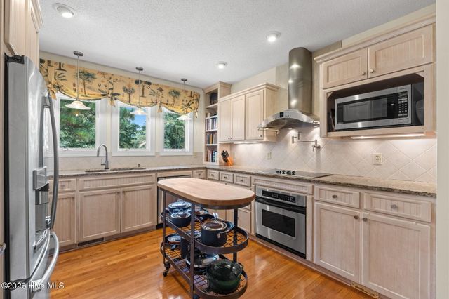 70 Marina Drive SW, Supply, NC 28462