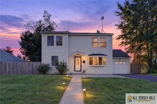 29 Windsor Drive, East Brunswick, NJ 08816