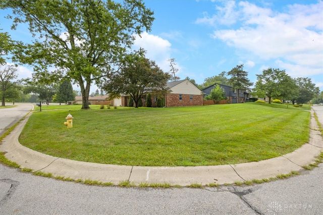 3792 Greenbay Drive, Dayton, OH 45415