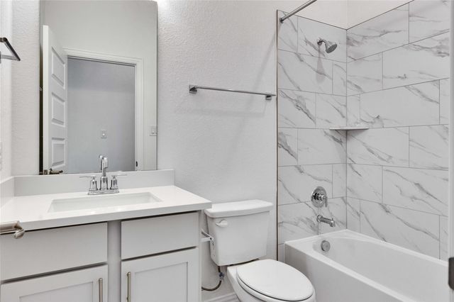 20425 Gillbrand RD, Manor, TX 78653