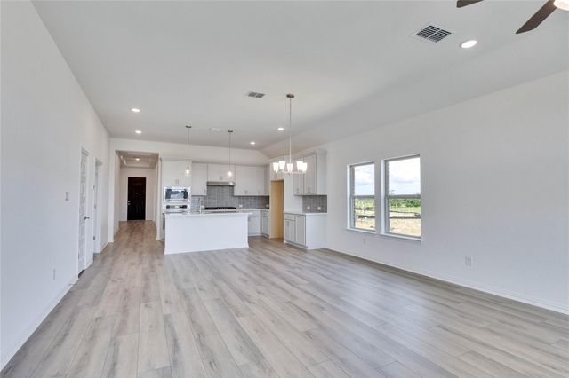 20425 Gillbrand RD, Manor, TX 78653