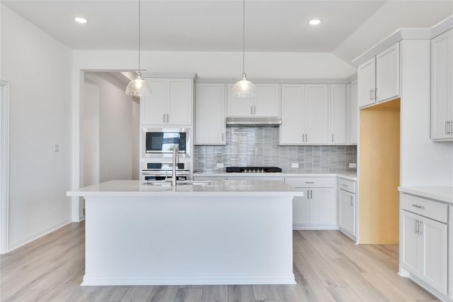 20425 Gillbrand RD, Manor, TX 78653