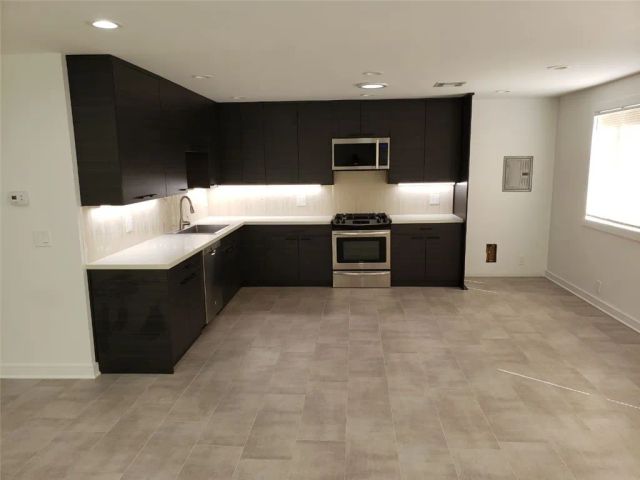 6550 Balboa, Van Nuys, CA 91406