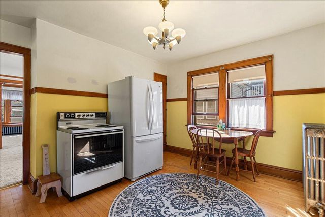 1627 S 56th STREET, West Allis, WI 53214