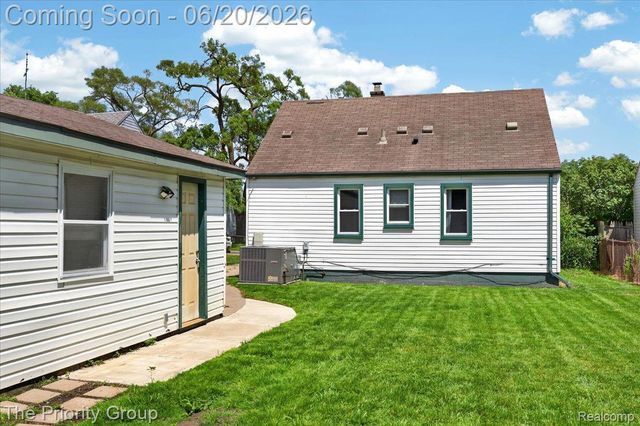 26791 Normandy Street, Roseville, MI 48066