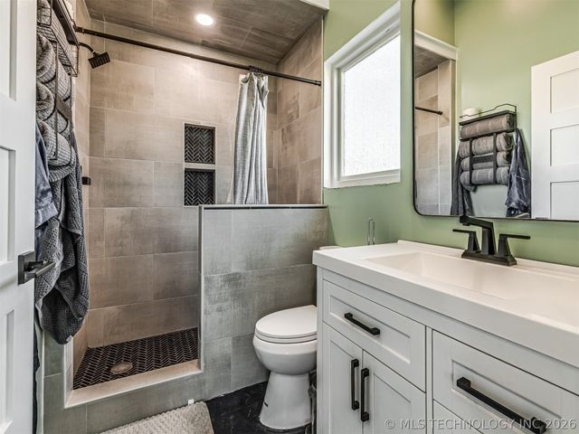 16810 E 520 Road, Claremore, OK 74019