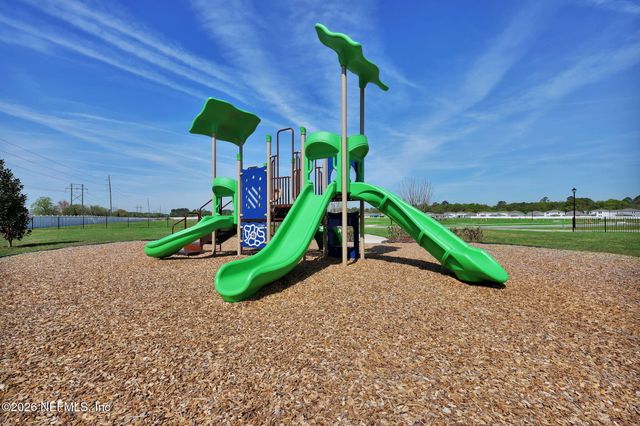 7069 SANDPERCH Street, Jacksonville, FL 32244