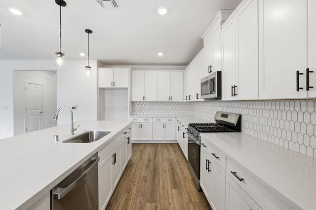 7772 Sikh Ct, Sacramento, CA 95829