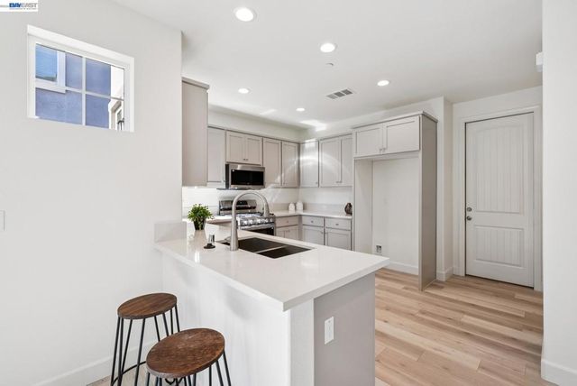 222 Mindy Way, Pittsburg, CA 94565