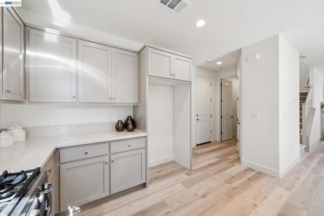 222 Mindy Way, Pittsburg, CA 94565