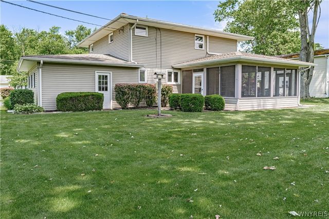 6140 Corwin Avenue, Newfane, NY 14108