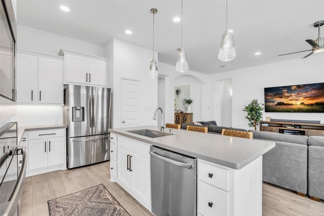 19422 Gray Mare Drive, Tomball, TX 77377