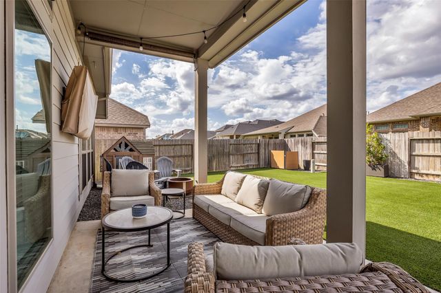 19422 Gray Mare Drive, Tomball, TX 77377