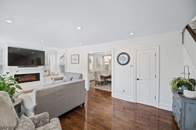 1012 Falls Ter, Union Twp., NJ 07083