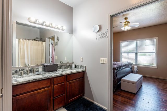 4337 Silver Birch Cove, New Haven, IN 47446