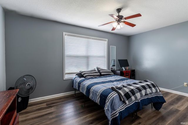 4337 Silver Birch Cove, New Haven, IN 47446