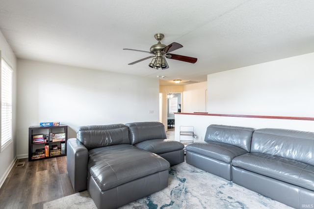 4337 Silver Birch Cove, New Haven, IN 47446