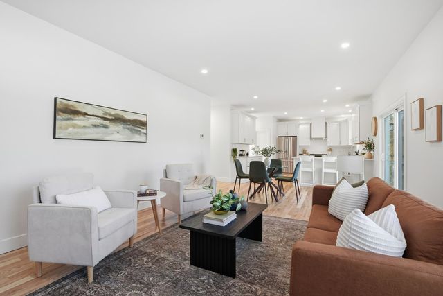 25 Carroll Street, Exeter, NH 03833