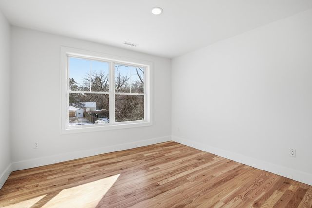 25 Carroll Street, Exeter, NH 03833