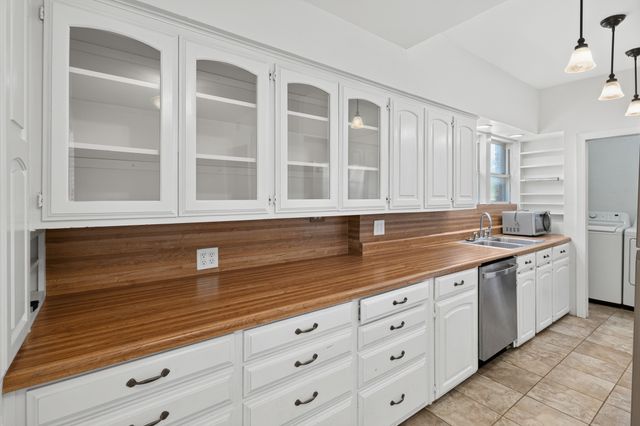3326 Burlingdell Avenue, Dallas, TX 75211