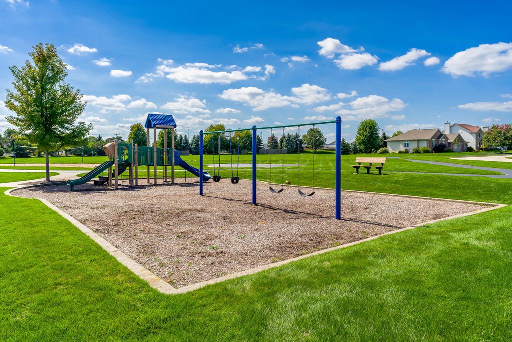 Image 11 of property listing at 486 Trent Lane, Loves Park, IL 61111