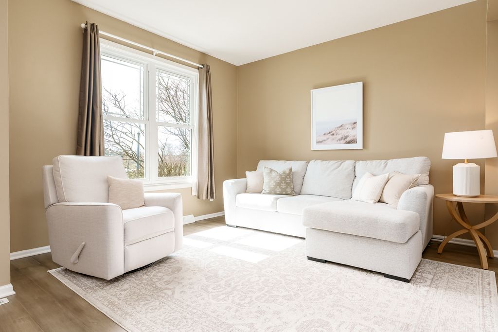 Image 15 of property listing at 486 Trent Lane, Loves Park, IL 61111