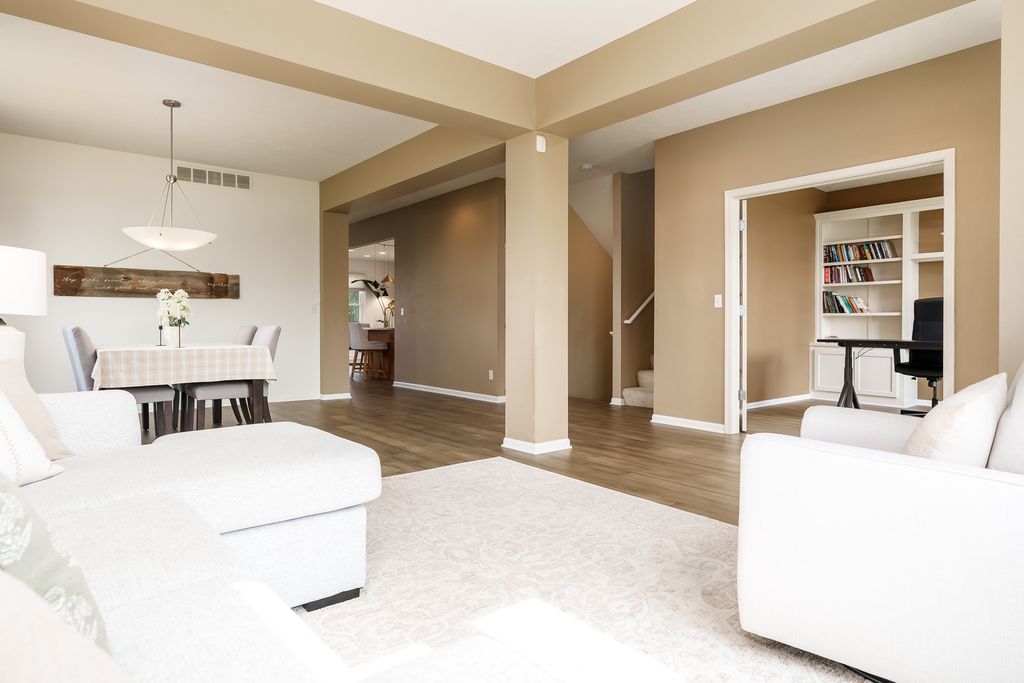 Image 17 of property listing at 486 Trent Lane, Loves Park, IL 61111