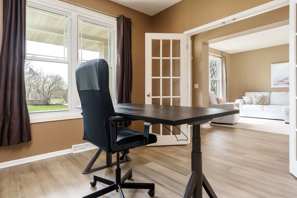 Image 22 of property listing at 486 Trent Lane, Loves Park, IL 61111