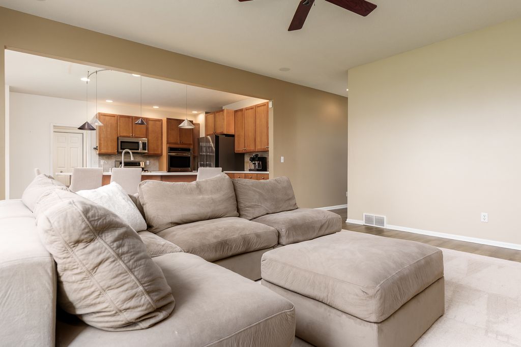 Image 26 of property listing at 486 Trent Lane, Loves Park, IL 61111