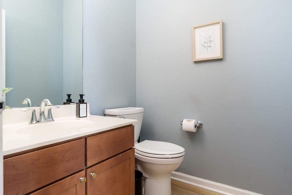 Image 34 of property listing at 486 Trent Lane, Loves Park, IL 61111